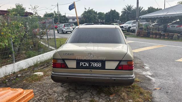 1995 Mercedes Benz 230E 2.3 W124 (A) - 3