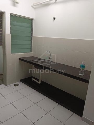 Pangsapuri Seri Utama 1