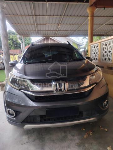 2017 Honda BR-V 1.5 V -- (A) - 4