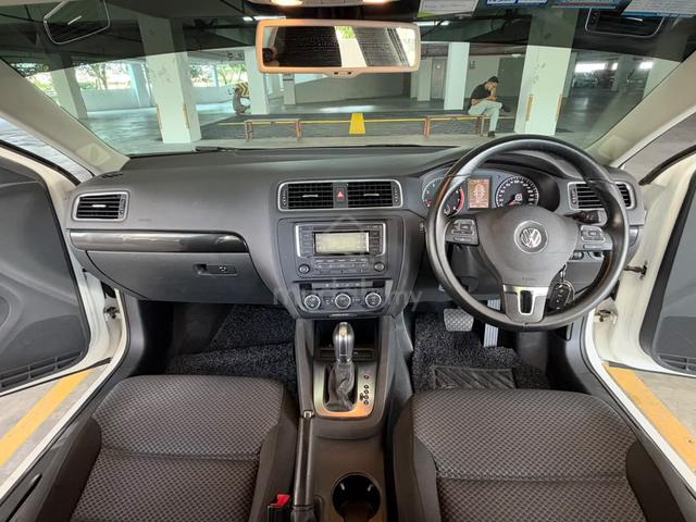 2015 Volkswagen JETTA 1.4 TSI (CKD) (A) - 4