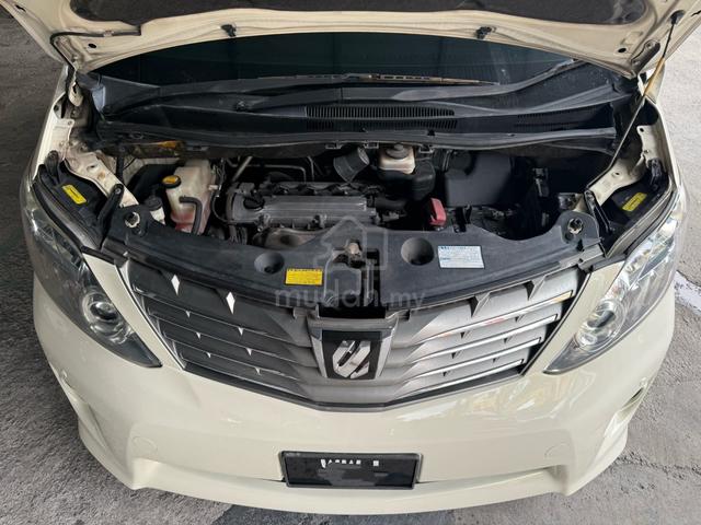 Toyota ALPHARD 2.4 240G (A) power boot - 3