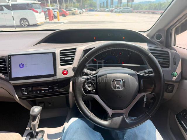 2014 Honda CIVIC 1.8 S (A) - 4