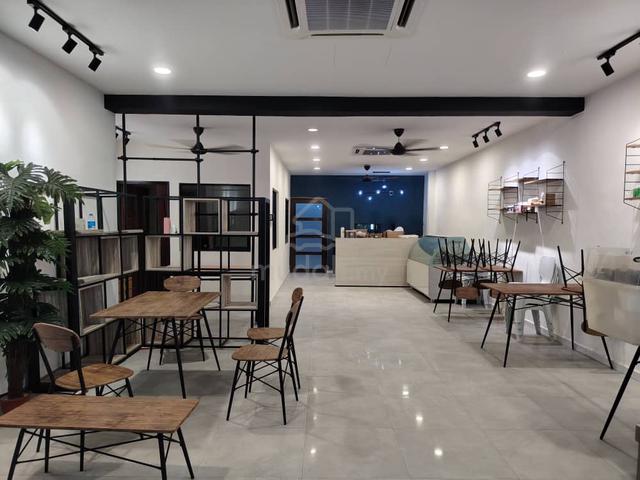 Taman Skudai Renovated Shop House For Rent🌹 1
