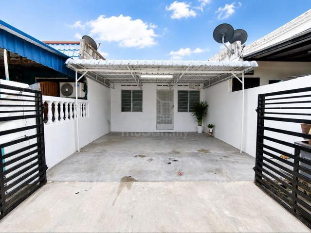 Fully Renovated Single Storey Freehold | Taman Rinting 1