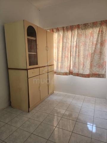 Good Condition Full Loan 22 x 75 Taman Harmoni Kajang 4