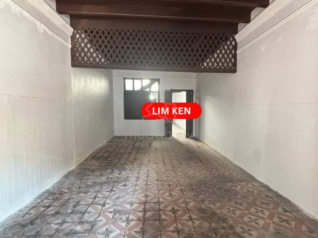Lorong Prangin 2-Storey Shophouse, Georgetown 1