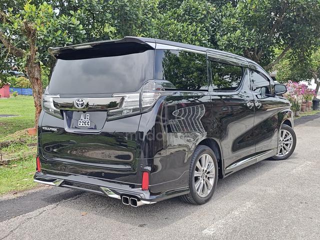 ON THE ROAD 2016 Toyota VELLFIRE 2.5 GOLDEN EYES - 5