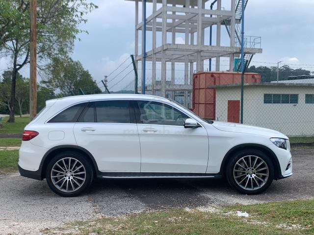 Mercedes Benz GLC250 4MATIC 2.0 AMG 9G Sunroof - 5