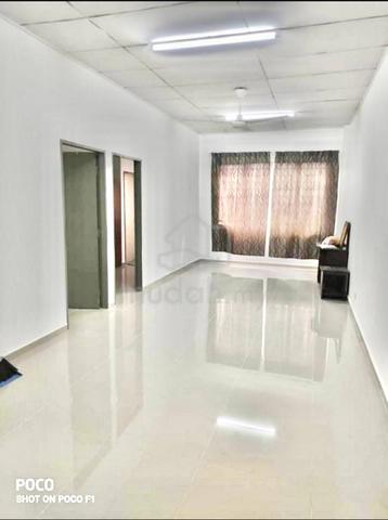 Jelutong Apartment @ Selayang Heights 1