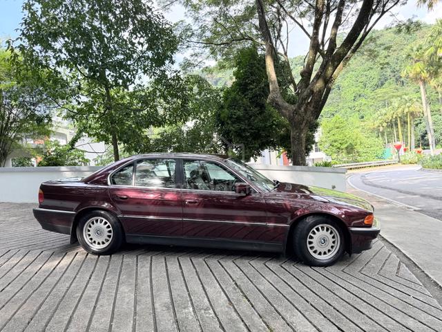 Bmw 728i E38 - 2