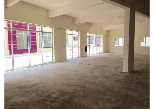 Setia 88 : Prime commercial space! This 4-storey property with a lift 1