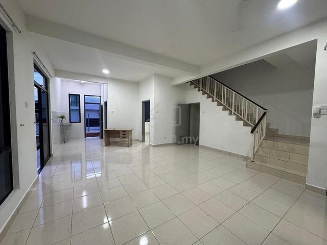 2 Storey Terrace House (Corner) Austin Duta 2 /Seri Austin/ 1