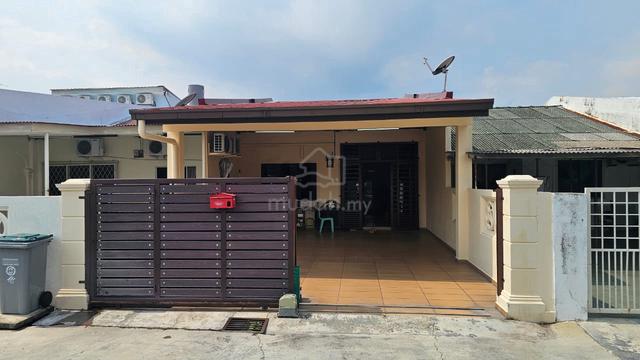 Ujong Pasirr Single Storey Terrace RENOVATED for Sale 1