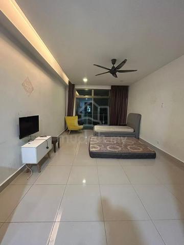 Parc Regency 1