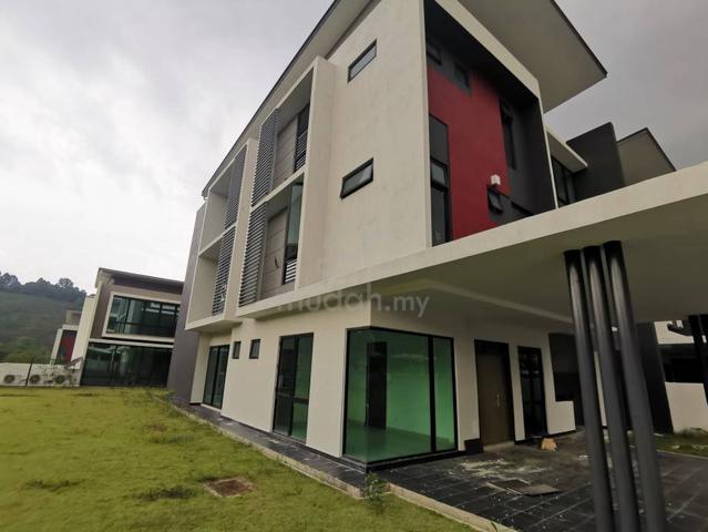 Corner Lot Full Loan (brand New) Perdana Heights Seksyen U10 Shah Alam 1