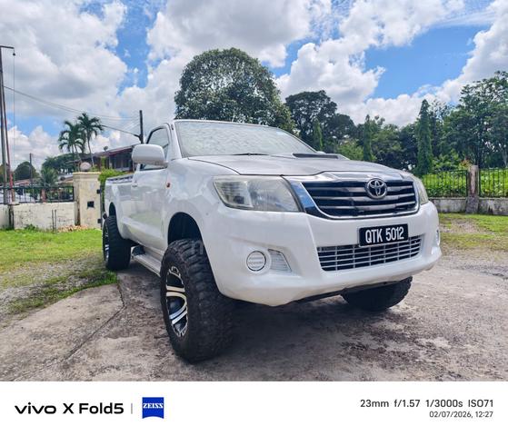 2013 Toyota HILUX 2.5 VNT MY05 KUN25R FACELIFT II - 1