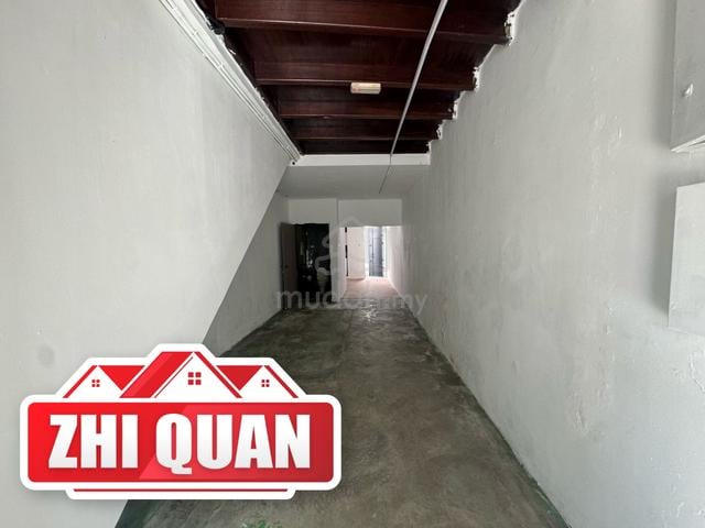 JALAN TRANSFER 551sf Ground floor SHOPLOT Georgetown Mainroad road 4