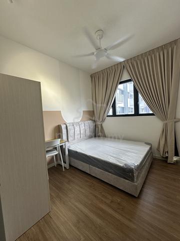 Nestree Residence @ Nestville Master Room Available for RENT 1