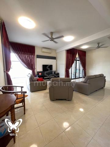 Nice Fully Renovated Move-In Condition Semi-D Bandar Parklands Klang 1