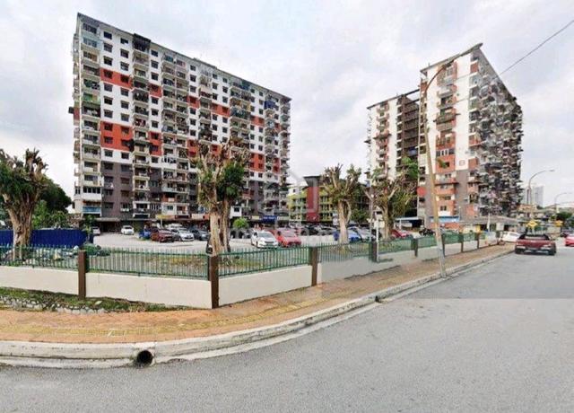 Pangsapuri SS8 Kelana Jaya 1