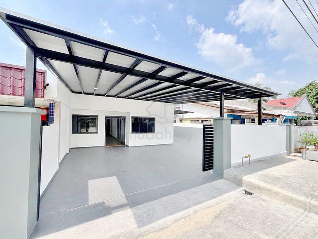 Jalan Bunga Ros 2, Taman Bunga Ros, Johor Bahru, Single Storey Semi-D 1