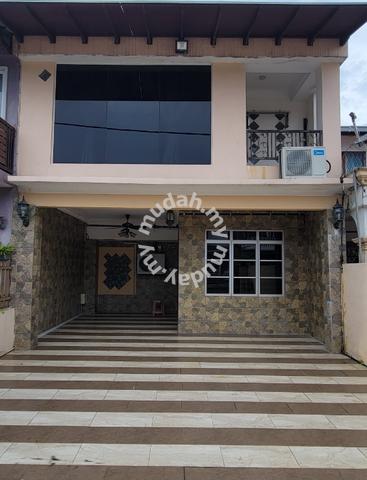 RENOVATED EXTENDED Double Storey Terrace Serdang Raya near MRT Serdang 1