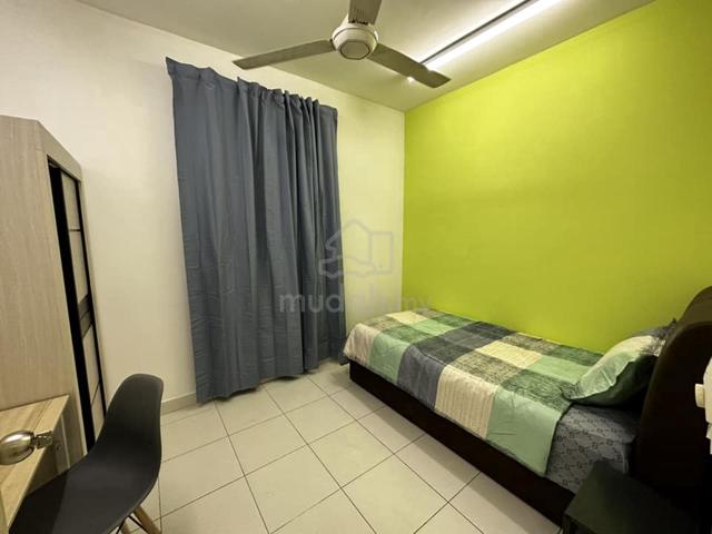Newly Refurbished LARGE SINGLE ROOM Setia Taipan, Setia Alam 1