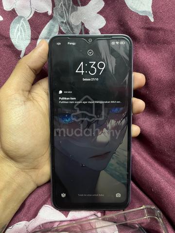 realmi phone - photo 3 of 4