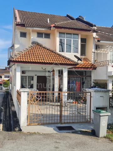 Port Dickson Town Centre @ Taman Four Sea Double Storey House for Rent 1