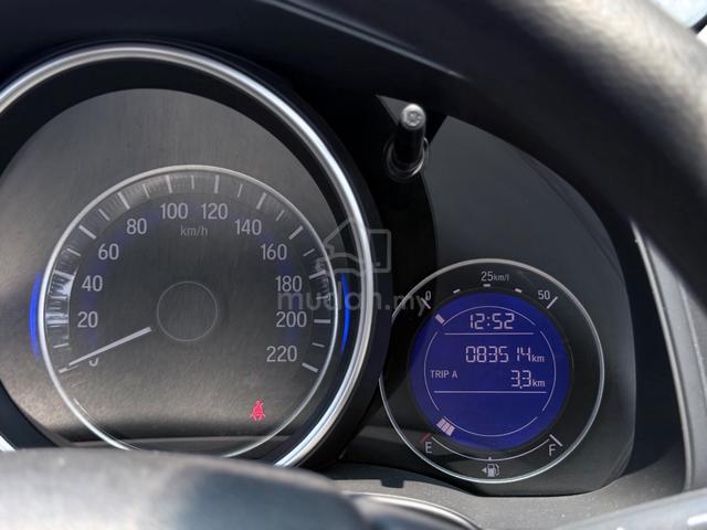 2015 Honda JAZZ 1.5 E (ONE CAREFUL OWNER) - 5