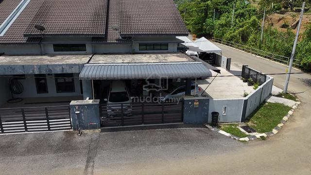 Teres 1 Tingkat Corner Lot Luas [FREEHOLD] Taman Liman, Kuala Kangsar 1