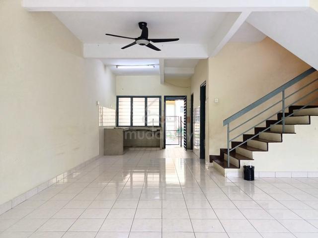 Hot Landed Link House Close To Bukit Jalil & The Mines, C180 For Rent 1