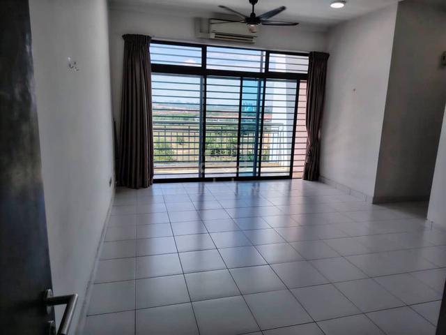 Seri Austin Residence Luxury Apartment 1
