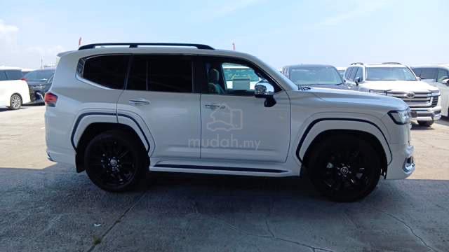 2023 BOOKNOW Modellista Toyota LANDCRUISER 3.5ZX - 4