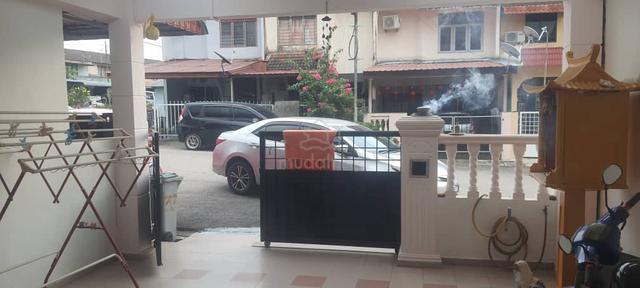 Melaka Cheng Damai FREEHOLD Double Storey Extended Below Bank Value 1