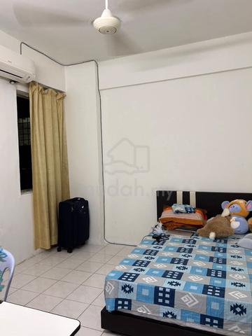 middle room  1