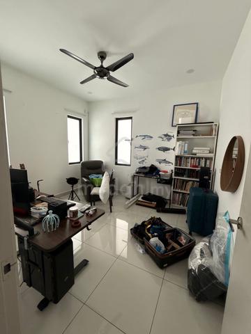 Aspen Residences 1