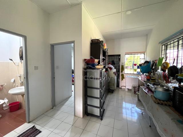 CORNER HUJUNG, Teres Setingkatt, DESA ILMU 4