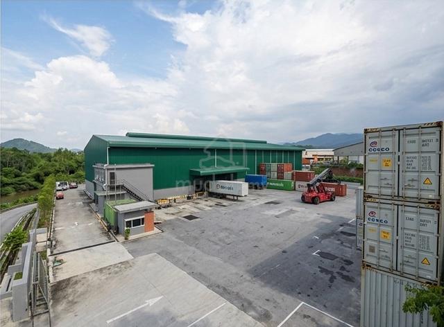 Kawasan Perindustrian Nilai Utama Detached Warehouse 1