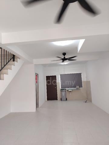 rumah sewa di Scientex jasin 1