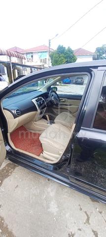 2018 Nissan GRAND LIVINA 1.8 CLASSIC/COMFORT - 4