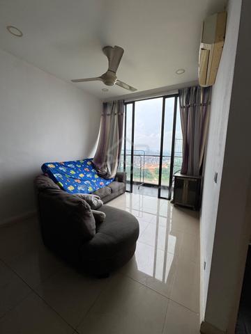 D' Pristine @ Medini 1