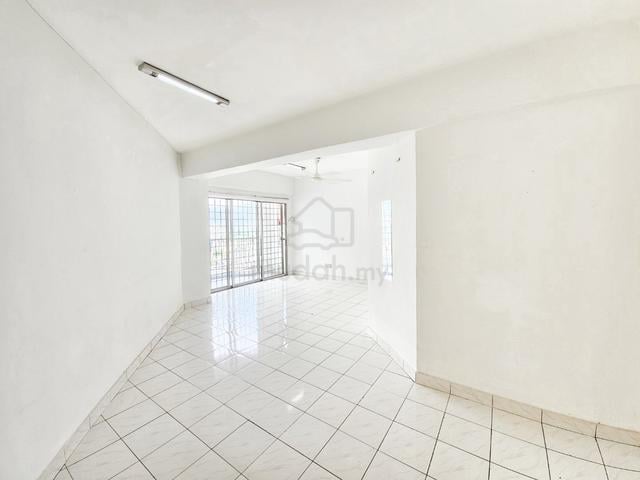 D'casa Condominium 1