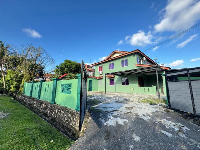 Cornerlot Taman Kota masai Bumi lot Freehold 2540sqft 2 Tingkat 1