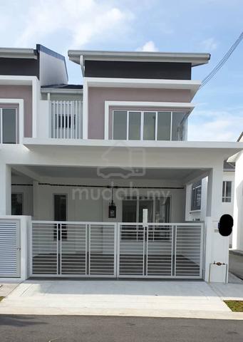 End lot Taman Tiara Sendayan Negeri Sembilan 1