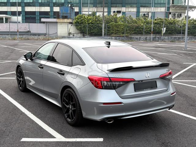 2022 Honda CIVIC 1.5 RS Full Spec Full Service - 4