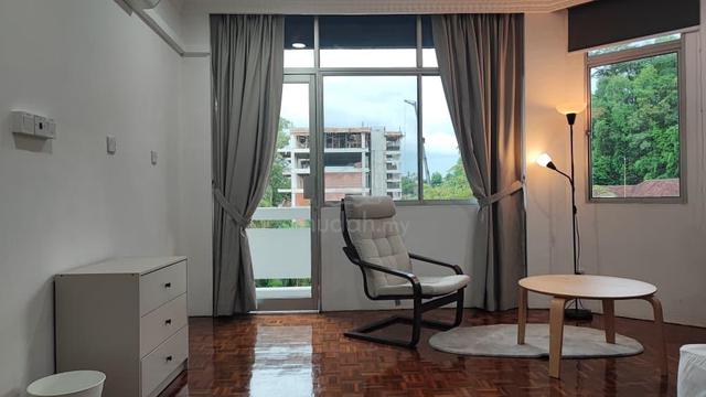 Nice Fully furnished room near to SGH Kuching at Ricketts Esta 1