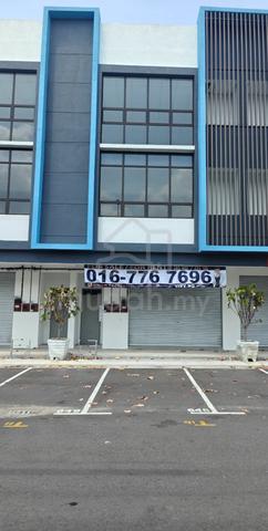 pekan nanas pekan sentral brandnew 3 storey shoplot facing main road 1