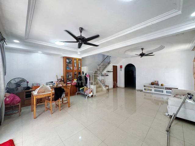 Bukit Indah Double Storey Endlot Renovated Extended Unblock View 1