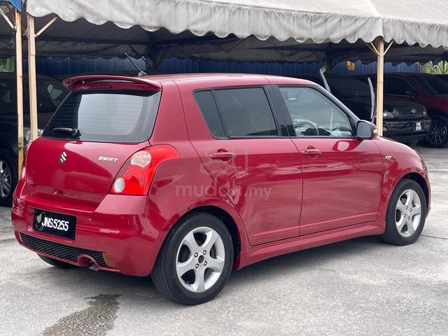 Suzuki swift 1.5 auto GLX - 4
